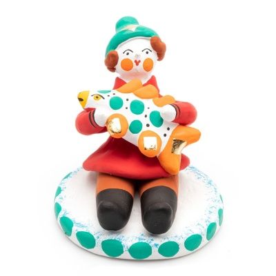 Парень с рыбой на льдине5